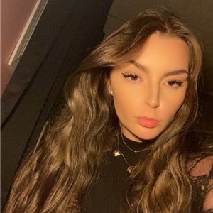 Meet your Posher, Lacey